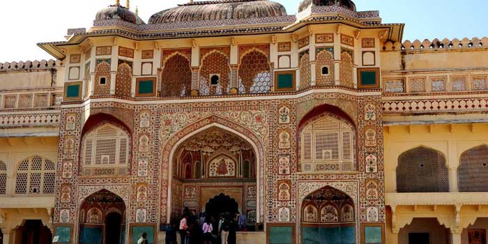 Die Sehenswürdigkeiten von Jaipur: Die rosa Stadt Rajasthan