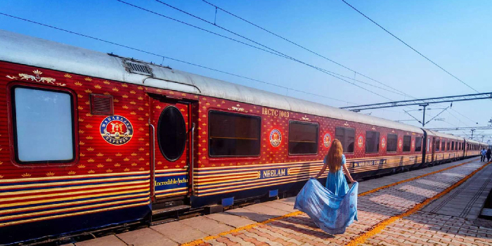 Luxuriöse Zugreis in Indien: Der Maharajas 'Express