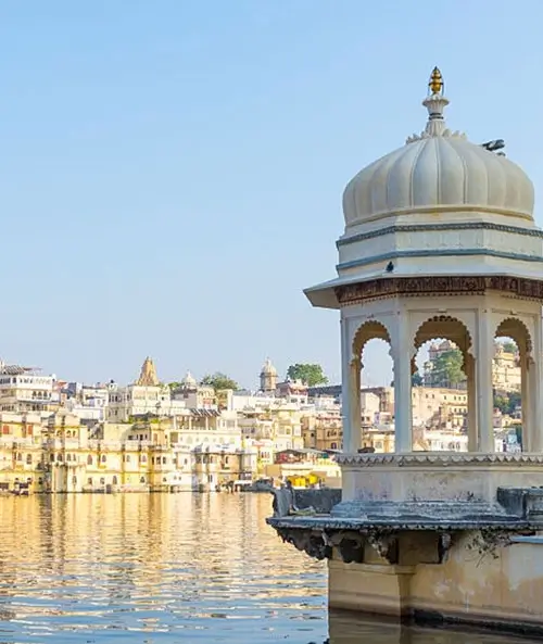 Udaipur Reiseführer – Stadt der Seen & Paläste